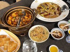 -渔语鱼新川菜Bistro(万象天地店)