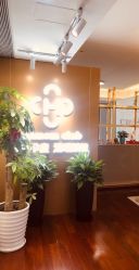 -Mamom club 慢会所(爱丁堡店)