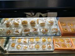 -鲍师傅糕点(江苏路店)