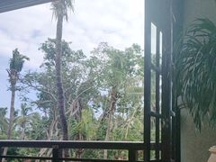 -亚龙湾喜来登·美景台大堂吧