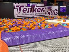 -Tenker Club弹刻极限主题公园 · 蹦床 · 团建 · 生日派对(大关店)