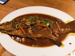 红烧鲈鱼-泰华海鲜中餐厅(普吉镇店)