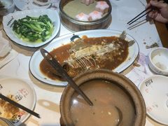 -小凤庭·地道湖北菜武昌鱼·藕汤(38年黄鹤楼店)