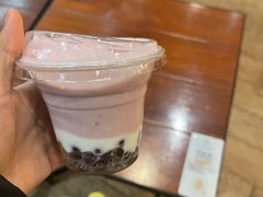 草莓葡萄红豆爆珠酸奶-去茶山(重庆万象城店)