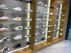 -Onitsuka Tiger(港汇恒隆广场店)