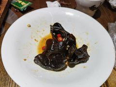 捞起黑岩木耳-大鸽饭(岗顶店)