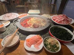-杨肥肠火锅大排档(火车站花园店)