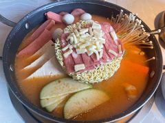 部队年糕火锅-七八冷面·延边朝鲜族美食(欢乐谷店)