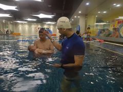 -蓝旗亲子游泳(范湖万达广场店)