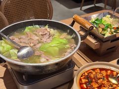 -川堂风·跷脚牛肉·乐山爆炒(宝山日月光店)