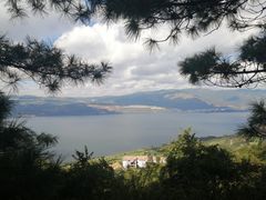 -昆明春城湖畔度假村