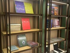 -武汉武昌站街道口华美达安可酒店