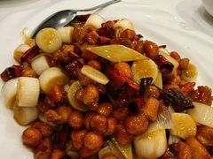 宫保鸡丁-川香楼酒家