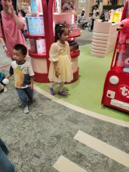 -奈尔宝·儿童乐园·亲子餐厅(鄞州万达店)