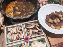 -蘑界·野生菌火锅(深业上城店)