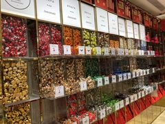 -VENCHI 闻绮(北京国贸商城店)