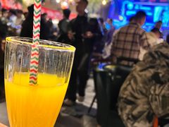 -临界音乐酒馆·小龙虾·江湖菜(华熙LIVE·鱼洞店)