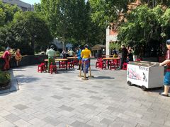 -吉庆街美食广场