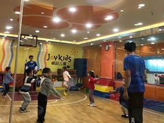 -卓跃儿童运动馆·体能·跳绳·篮球(滨江东中心店)