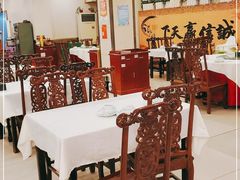 大堂-鑫巴蜀小镇 · 水煮鱼专研店(玉桥店)