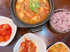 -釜山豚骨汤饭(芝罘万达广场店)