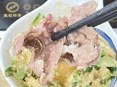 -杨老板·海鲜集市火锅·鲜切牛肉(中防万宝店)