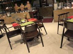 -华邑酒店·鲜艳全日自助餐厅