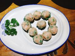 -白乐天毛肚火锅馆(解放碑店)