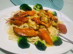 芝士伊面焗虾球-衡山汇·高级粤菜(霄云路店)