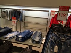-ZARA(红谷滩万达店)