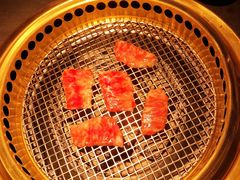 -铭牛烧肉·和牛海鲜自助(高新月牙湖店)