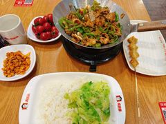 -南城香·饭香串香馄饨香(红军营店)