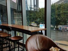 靠窗位-星巴克臻选(深圳龙岗万科店)