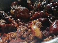 -老鼎万春卤菜(五代传承创始老店)