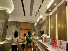 -华海酒店(茂名高铁站店)