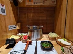 -独食火锅·半米屋台(直营总店)