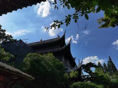 -龙华寺