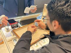 -亨吉利世界名表中心(华润万象城店)