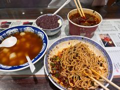 -阿坤传统手工小吃(杨家坪店)