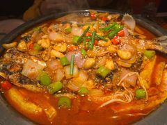 -鸣记脆皮烤鱼·海鲜烤鱼(三八广场店)