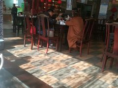 大堂-老季市·三代非遗传承·地标美食老汁鸡(工农路店)