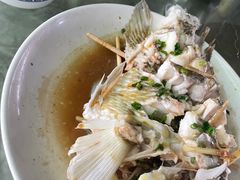 -四川小胡子海鲜(丁村万人海鲜广场店)