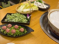 -土连锅·现熬养生汤锅(梁家巷店)