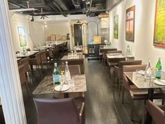 -LESCEDARS Brasserie Bistro香柏树