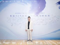 -天津梅江中心皇冠假日酒店