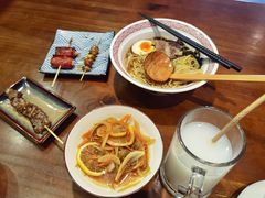 -望鲸居酒屋
