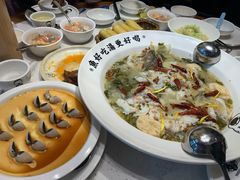 -江渔儿酸菜鱼·拔草餐厅(虎门君乐汇店)