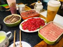 -两三事小郡肝串串香火锅(桂庙店)