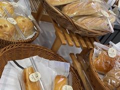 -焙丽拾光(麦凯乐直营店)