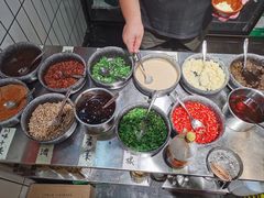 -黔有有贵州酸汤夺夺粉火锅(五味十字店)